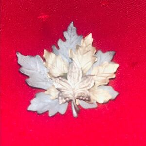 Unique Vintage Gold and Silver Leaf Brooch